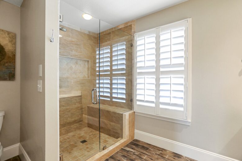 Destin Gulf View Retreat with Private Court - Destin, Florida