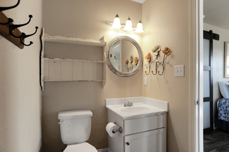 Destin Gulf View Retreat with Private Court - Destin, Florida