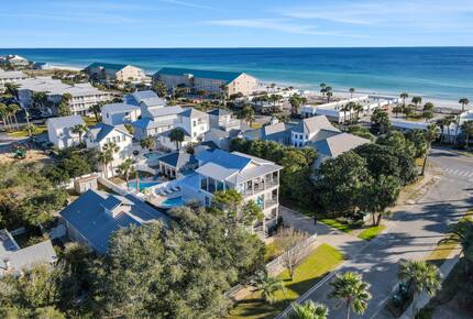 Destin Gulf View Retreat with Private Court - Destin, Florida