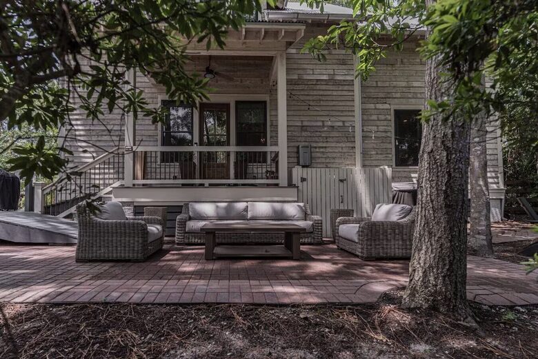 Designer Bluffton Escape Near Hilton Head & Savannah - Bluffton, South Carolina