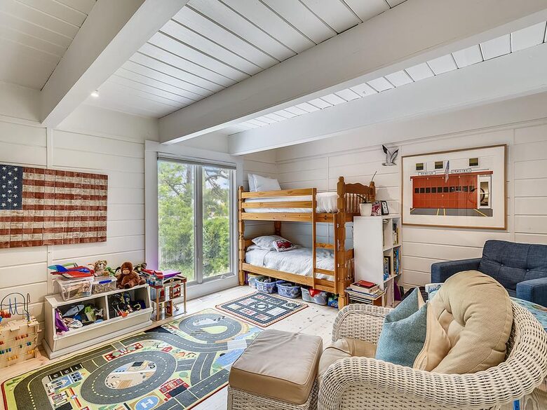 Bethany Beach Retreat with Backyard Oasis - Bethany Beach, Delaware
