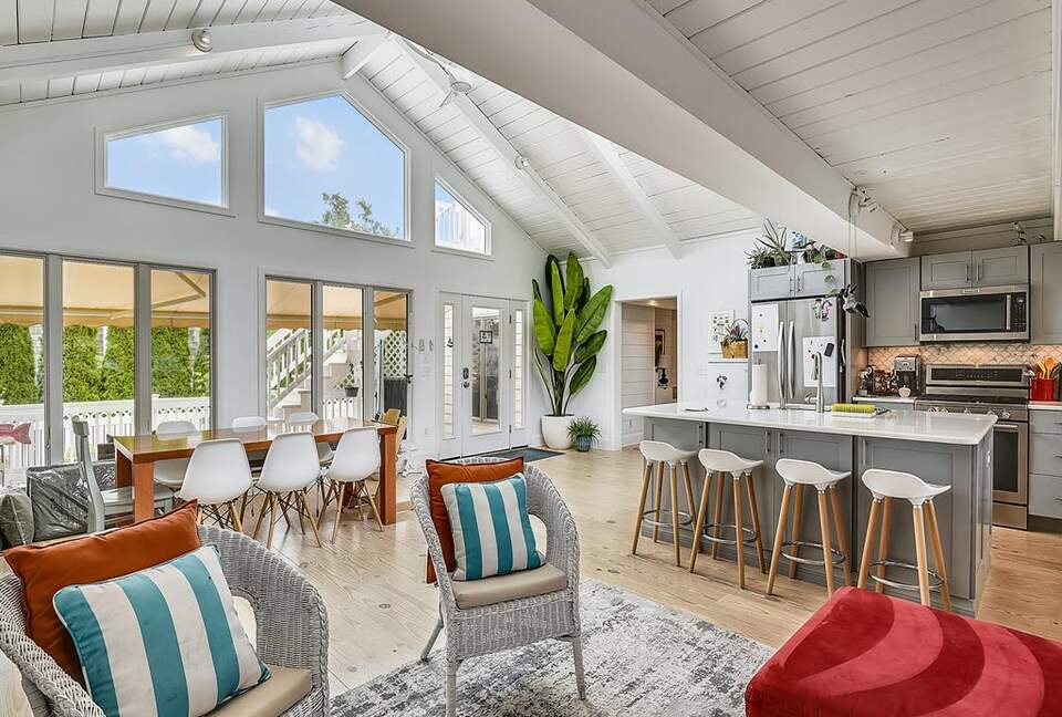 Bethany Beach Retreat with Backyard Oasis - Bethany Beach, Delaware