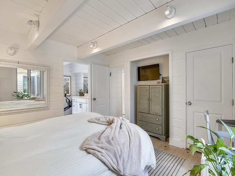 Bethany Beach Retreat with Backyard Oasis - Bethany Beach, Delaware