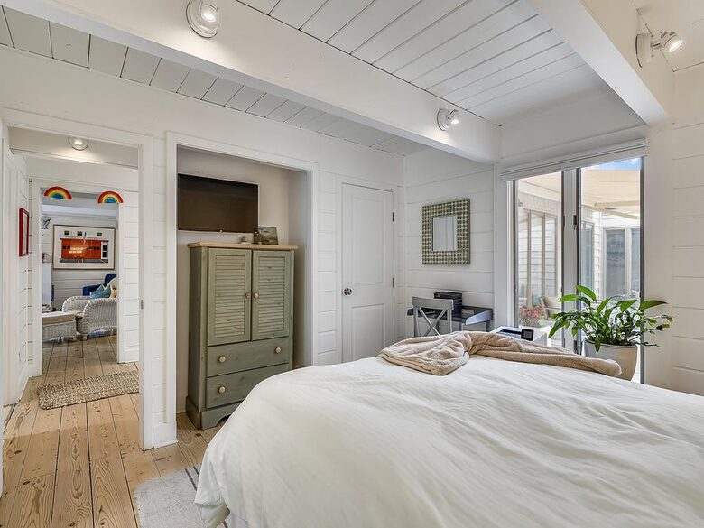 Bethany Beach Retreat with Backyard Oasis - Bethany Beach, Delaware