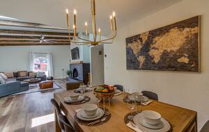 Mid-Century Retreat in Sedona's Dark Sky Country - Sedona, Arizona