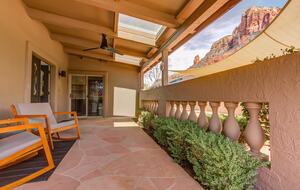 Mid-Century Retreat in Sedona's Dark Sky Country - Sedona, Arizona