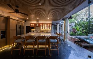 Elegant Jimbaran Retreat with Resort Amenities & Lush Privacy - Jimbaran Bay, Indonesia