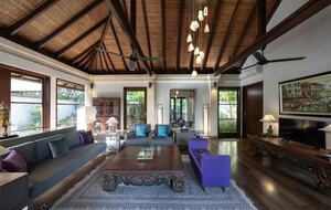 Elegant Jimbaran Retreat with Resort Amenities & Lush Privacy - Jimbaran Bay, Indonesia
