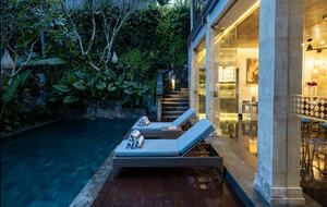 Elegant Jimbaran Retreat with Resort Amenities & Lush Privacy - Jimbaran Bay, Indonesia