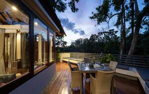 Elegant Jimbaran Retreat with Resort Amenities & Lush Privacy - Jimbaran Bay, Indonesia