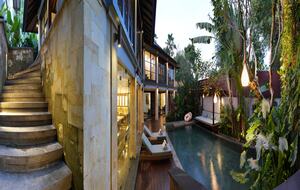 Elegant Jimbaran Retreat with Resort Amenities & Lush Privacy - Jimbaran Bay, Indonesia