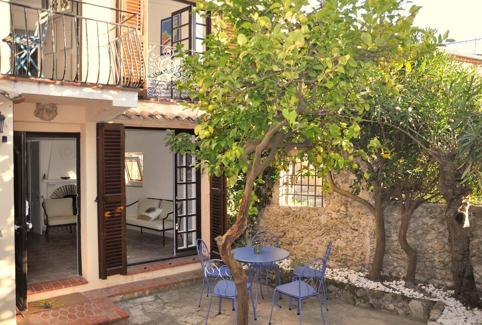 Medieval Village House with Monaco Views - Roquebrune-Cap-Martin, France