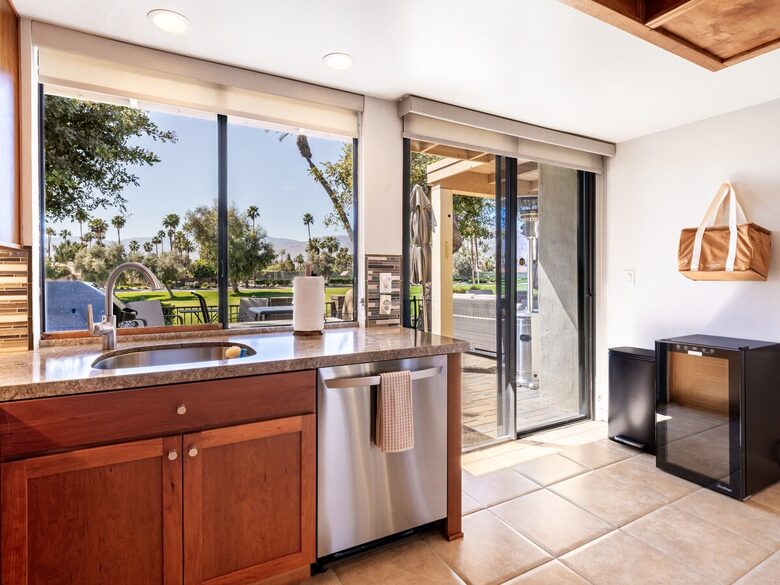 Palm Desert Golf Retreat at Monterey Country Club - Palm Desert, California