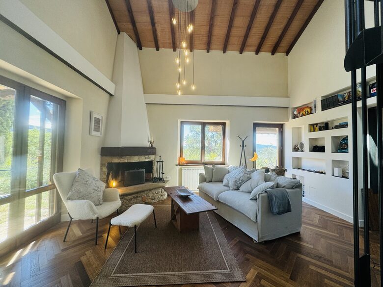 Umbrian Home with Private Woodland - Piegaro, Italy