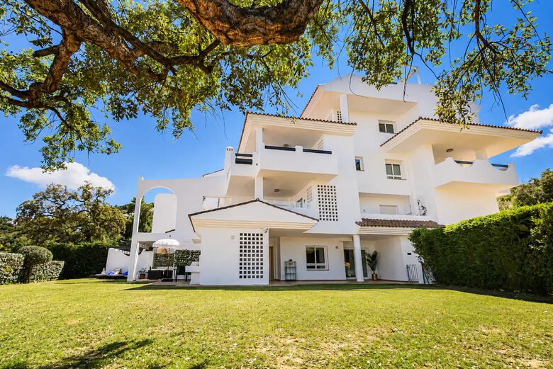 Mairena Residence | Luxury Garden Retreat Marbella - Marbella, Spain
