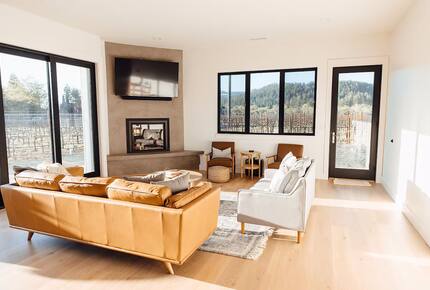 Vineyard Retreat with Mount St. Helena Views - Calistoga, California