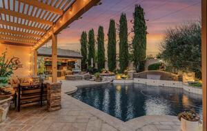 Private Backyard Oasis Near Bakersfield's Best Attractions - Bakersfield, California