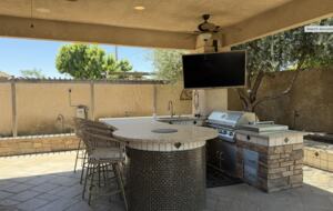 Private Backyard Oasis Near Bakersfield's Best Attractions - Bakersfield, California