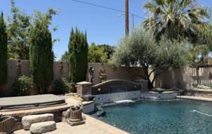 Private Backyard Oasis Near Bakersfield's Best Attractions - Bakersfield, California