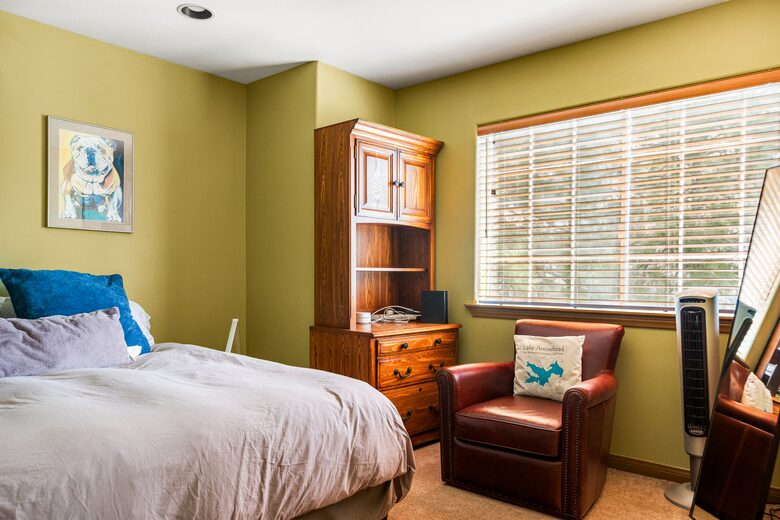 Lake Arrowhead Fireside Gathering Lodge - Lake Arrowhead, California
