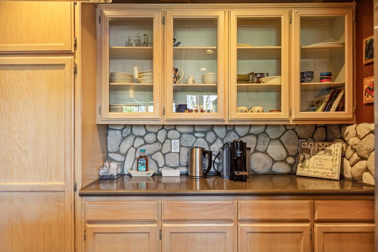 Lake Arrowhead Fireside Gathering Lodge - Lake Arrowhead, California