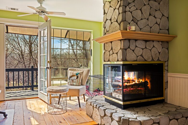 Lake Arrowhead Fireside Gathering Lodge - Lake Arrowhead, California