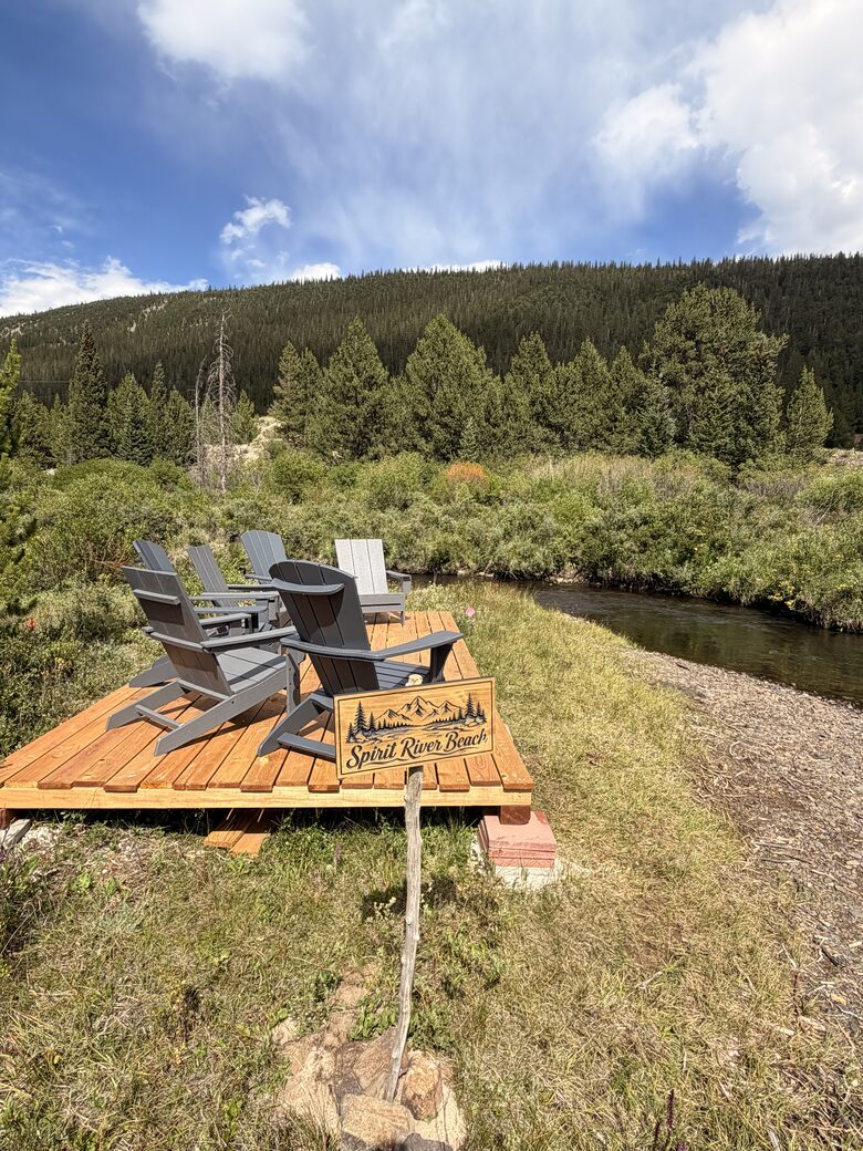 Historic Riverside Mountain Cabin on Five Private Alpine Acres - Alma, Colorado