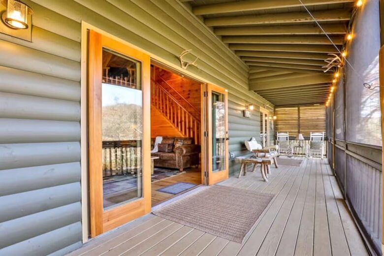 Ellijay Riverfront Cabin - Ellijay, Georgia