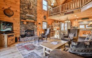 Ellijay Riverfront Cabin - Ellijay, Georgia