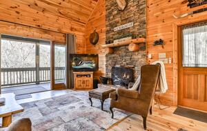 Ellijay Riverfront Cabin - Ellijay, Georgia