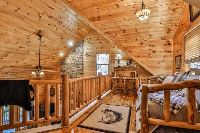 Ellijay Riverfront Cabin - Ellijay, Georgia