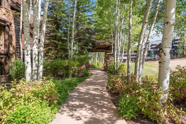 The Residences Bachelor Gulch - Two Bedroom Residence - Avon, Colorado