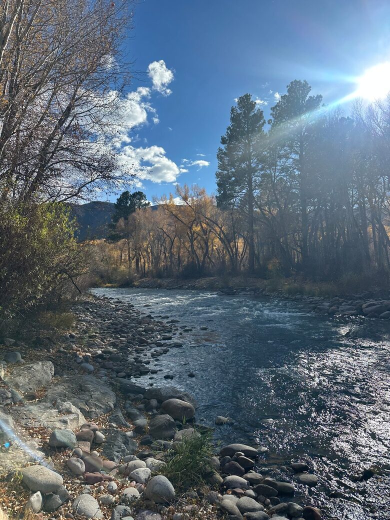 Roaring Fork River Mountain Escape - Basalt, Colorado