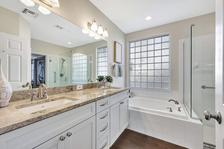 Gulf Harbour Condo with Golf Course Views - Fort Myers, Florida