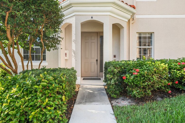 Gulf Harbour Condo with Golf Course Views - Fort Myers, Florida