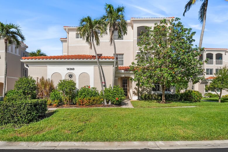 Gulf Harbour Condo with Golf Course Views - Fort Myers, Florida