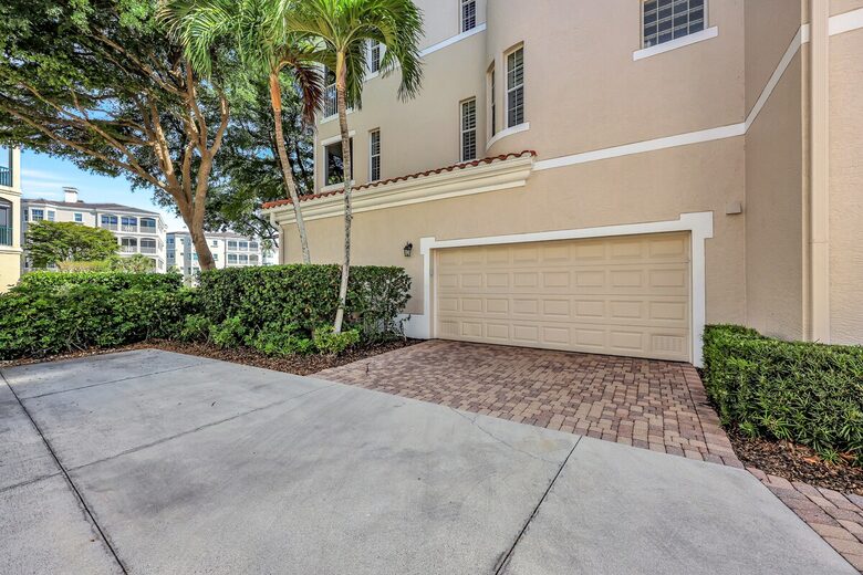 Gulf Harbour Condo with Golf Course Views - Fort Myers, Florida