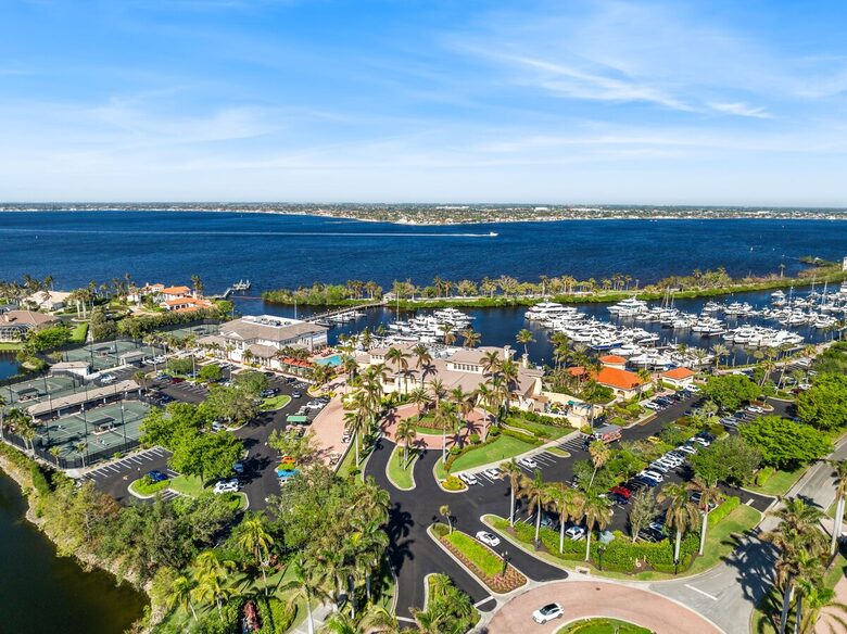 Gulf Harbour Condo with Golf Course Views - Fort Myers, Florida