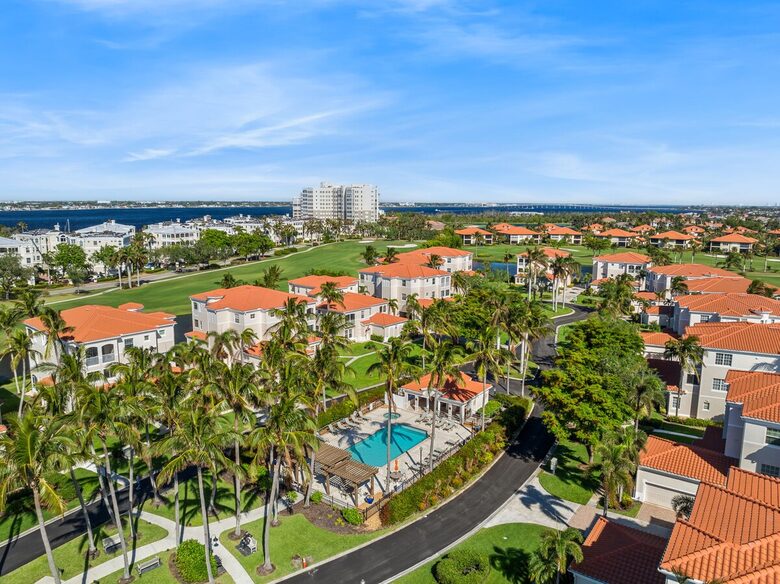 Gulf Harbour Condo with Golf Course Views - Fort Myers, Florida