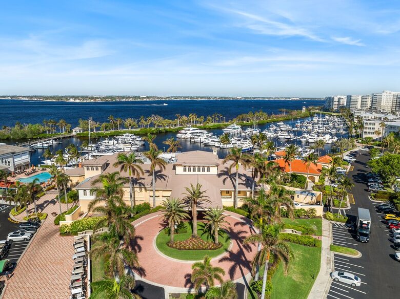 Gulf Harbour Condo with Golf Course Views - Fort Myers, Florida