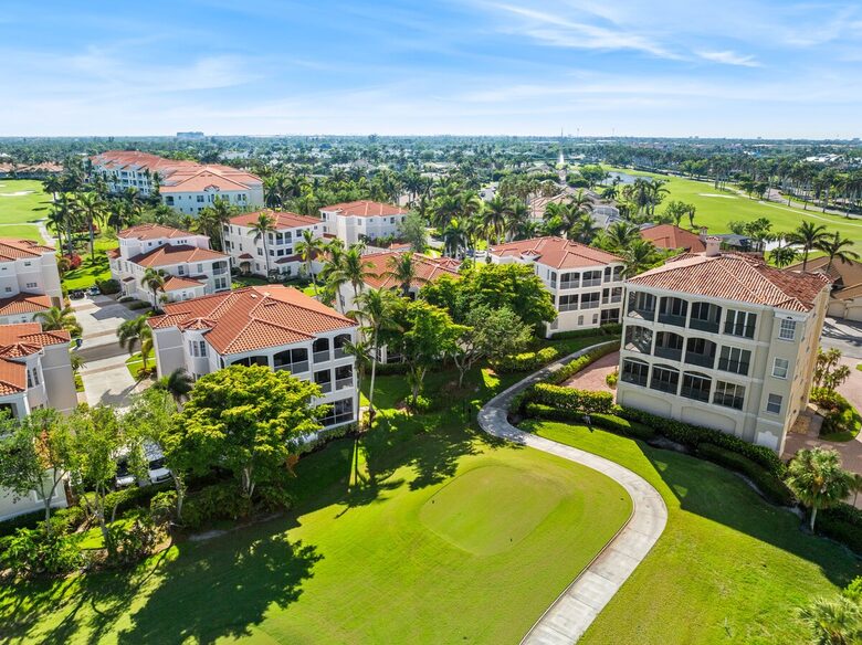 Gulf Harbour Condo with Golf Course Views - Fort Myers, Florida