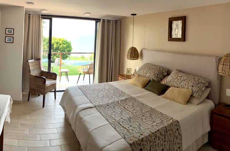 Lake Chapala Estate with Dock and Sport Court - Tuxcueca, Mexico