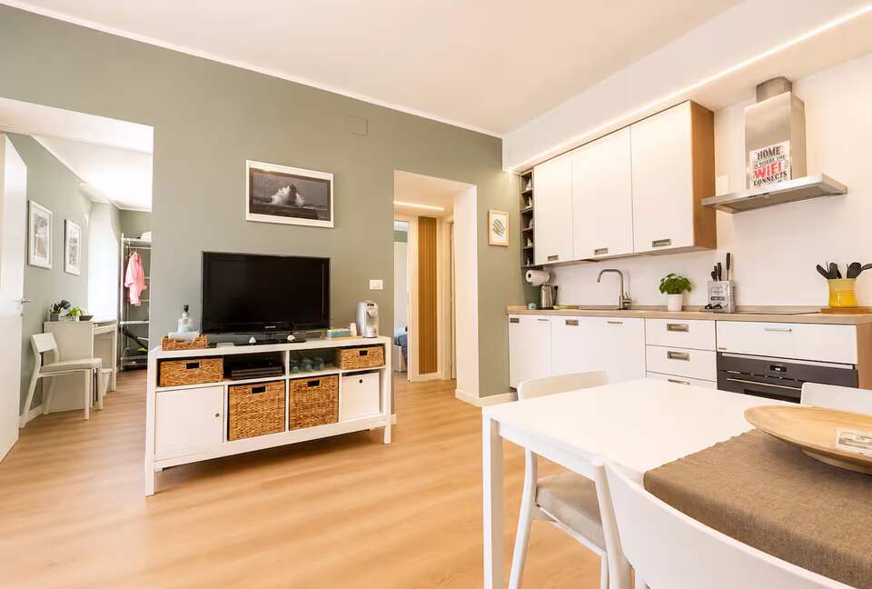 Charming Varazze Coastal Apartment - Varazze, Italy