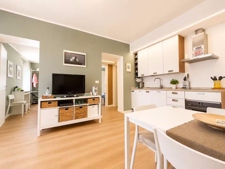 Charming Varazze Coastal Apartment - Varazze, Italy
