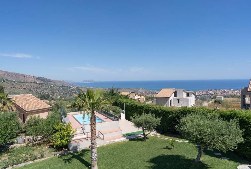 Sicilian Vista | Elegant Villa with Pool & Sea Views - Termini Imerese , Italy
