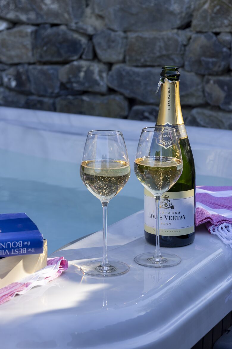 Couple's Luxury Retreat in North Walian Valley - Conwy, United Kingdom