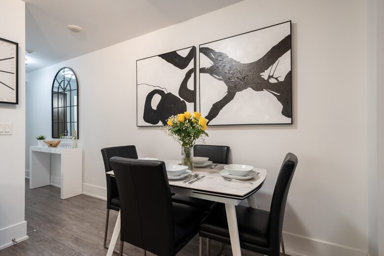Entertainment District Retreat with CN Tower Views - Toronto, Canada