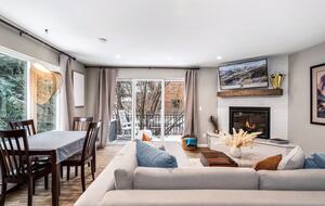 Four-Season Retreat Between Vail and Beaver Creek - Avon, Colorado