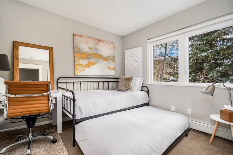 Four-Season Retreat Between Vail and Beaver Creek - Avon, Colorado
