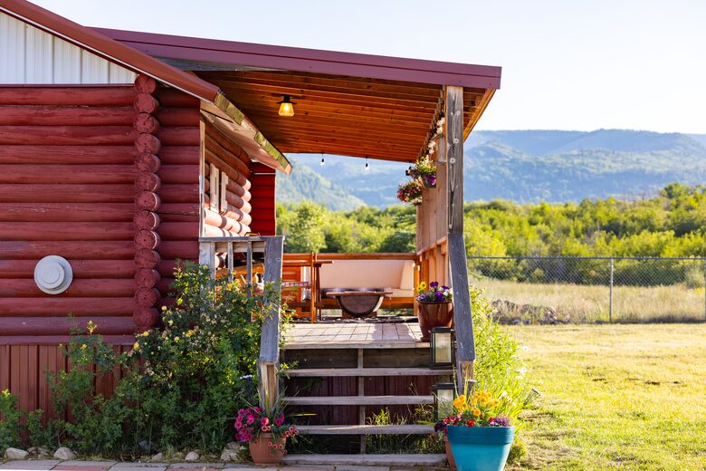 บ้านไม้ Mill Creek บนพื้นที่ส่วนตัว 80 เอเคอร์ - Anaconda, Montana